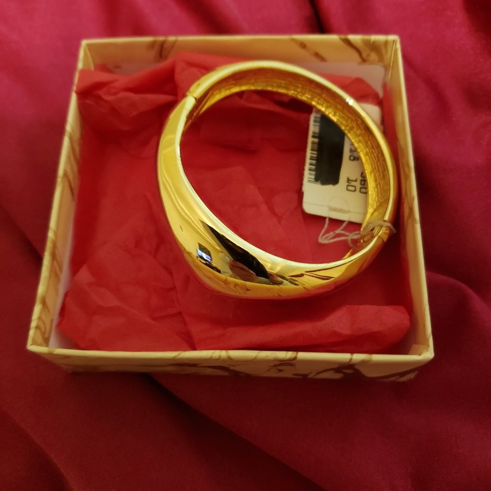 Gold Bracelet